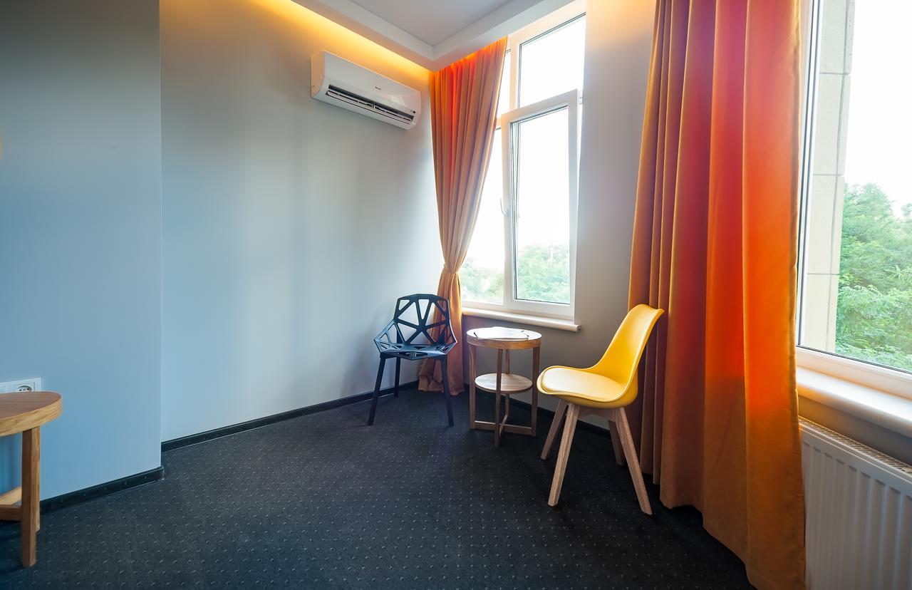 אודסה Beehive Hotel מראה חיצוני תמונה