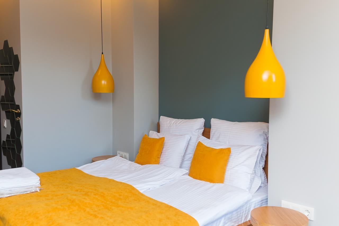 אודסה Beehive Hotel מראה חיצוני תמונה