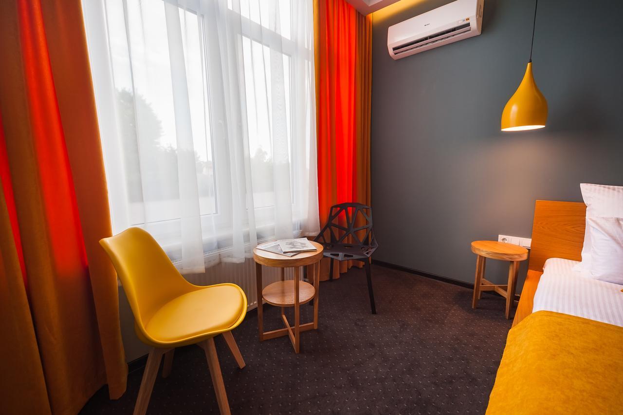 אודסה Beehive Hotel מראה חיצוני תמונה