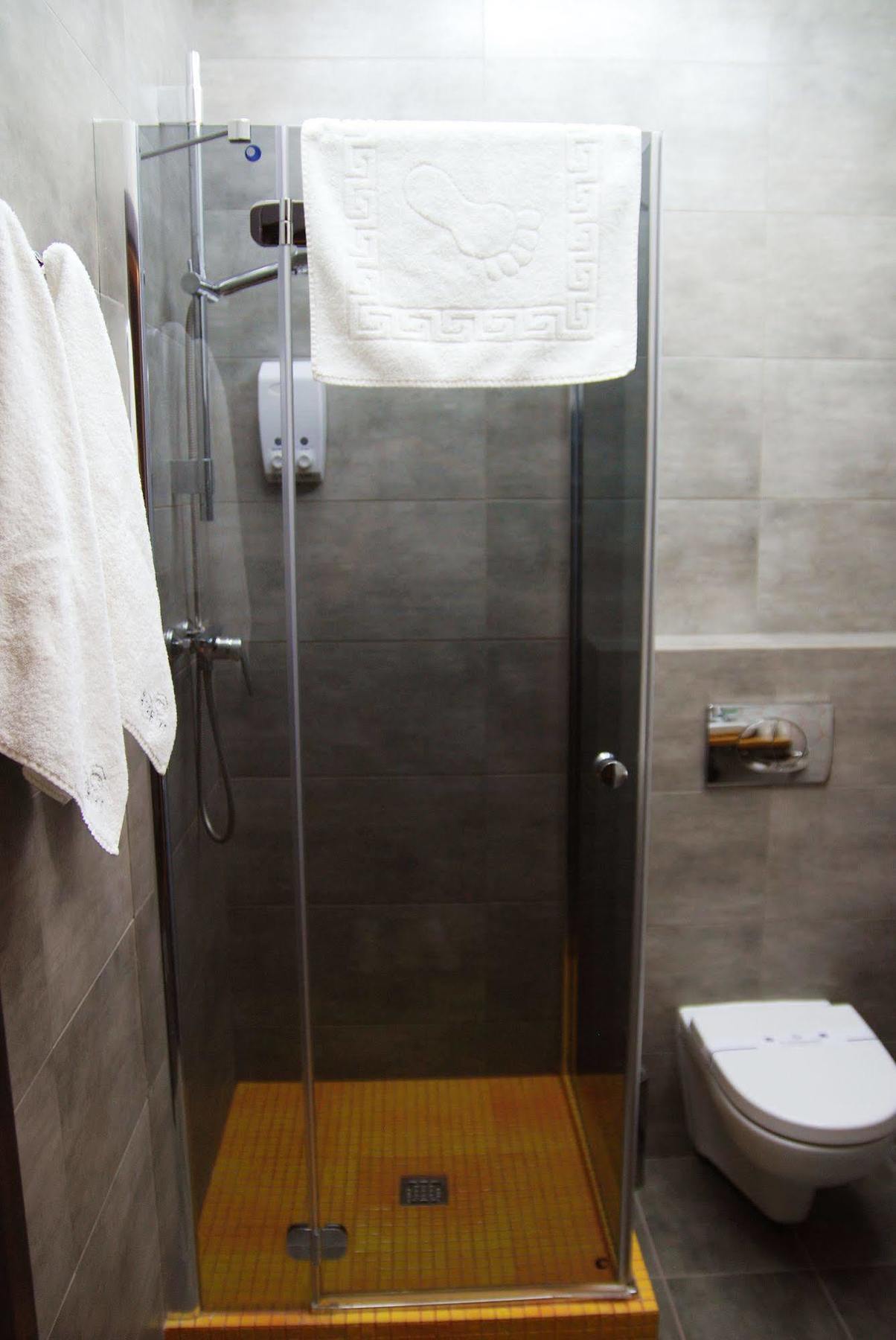 אודסה Beehive Hotel מראה חיצוני תמונה