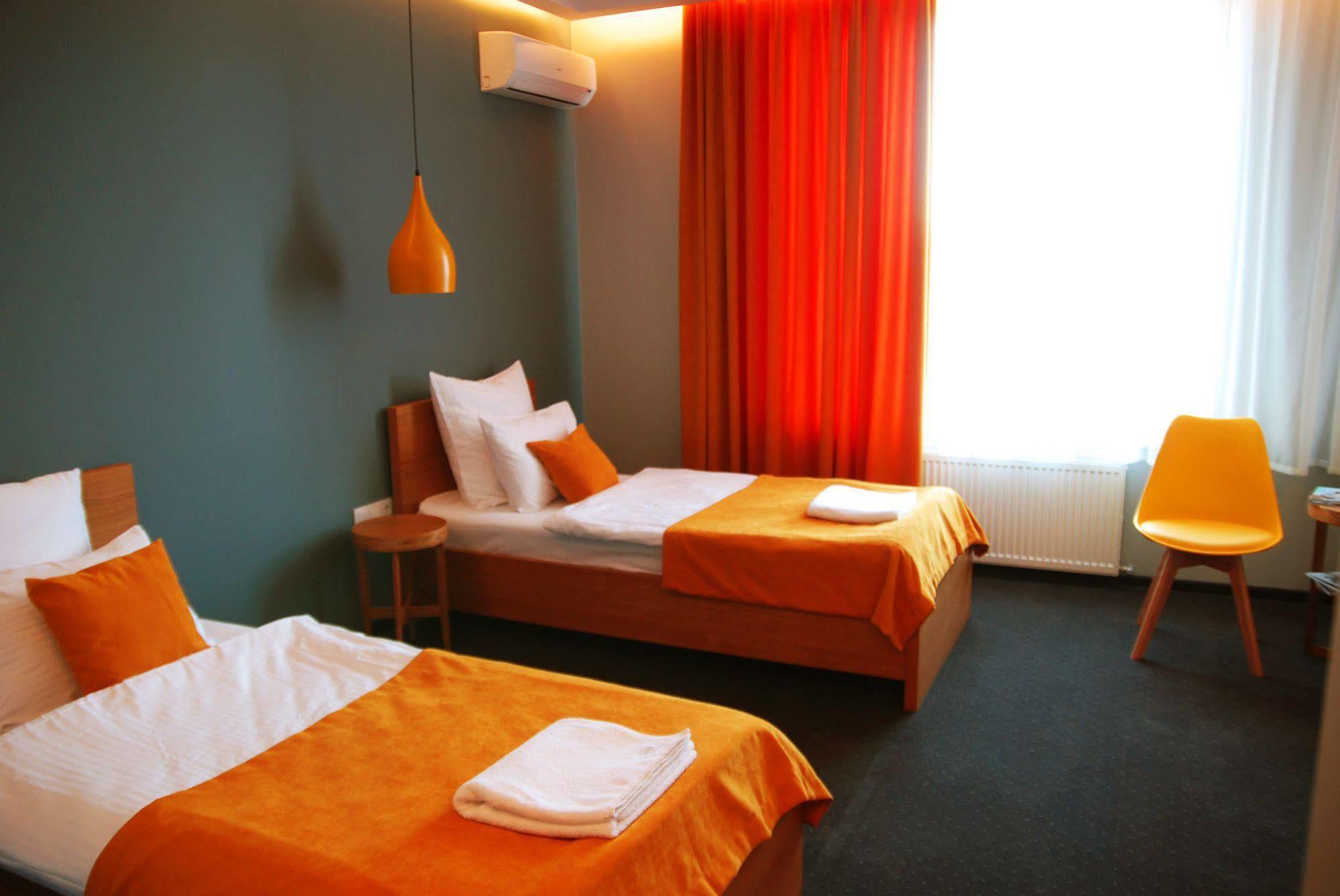 אודסה Beehive Hotel מראה חיצוני תמונה